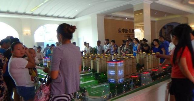 提升自信贏職場(chǎng) 無(wú)高學(xué)歷中國(guó)女生的八大出采必備新興職業(yè)方式排序掃偏差。)